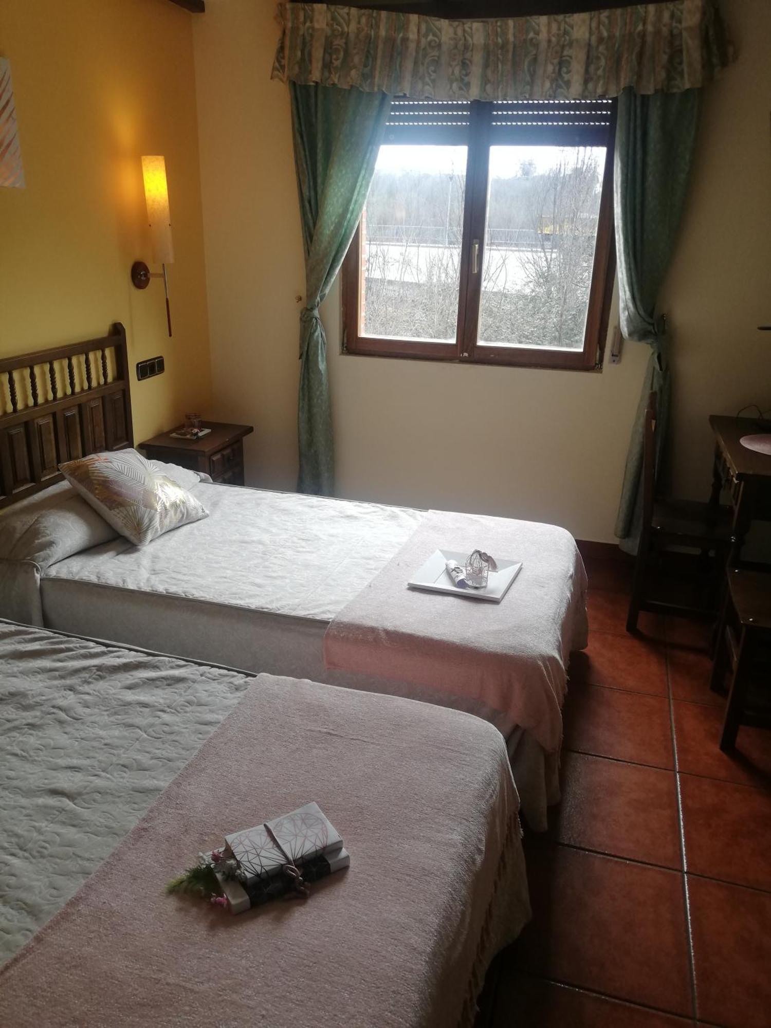 Hotel Rural El Vedal Muelas del Pan Værelse billede